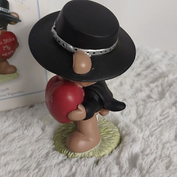 NIB Precious Moments Bandit Bear Valentine Figurine - Picture 4 of 7
